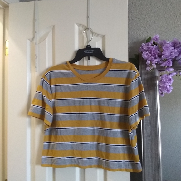 Tops - Crop top